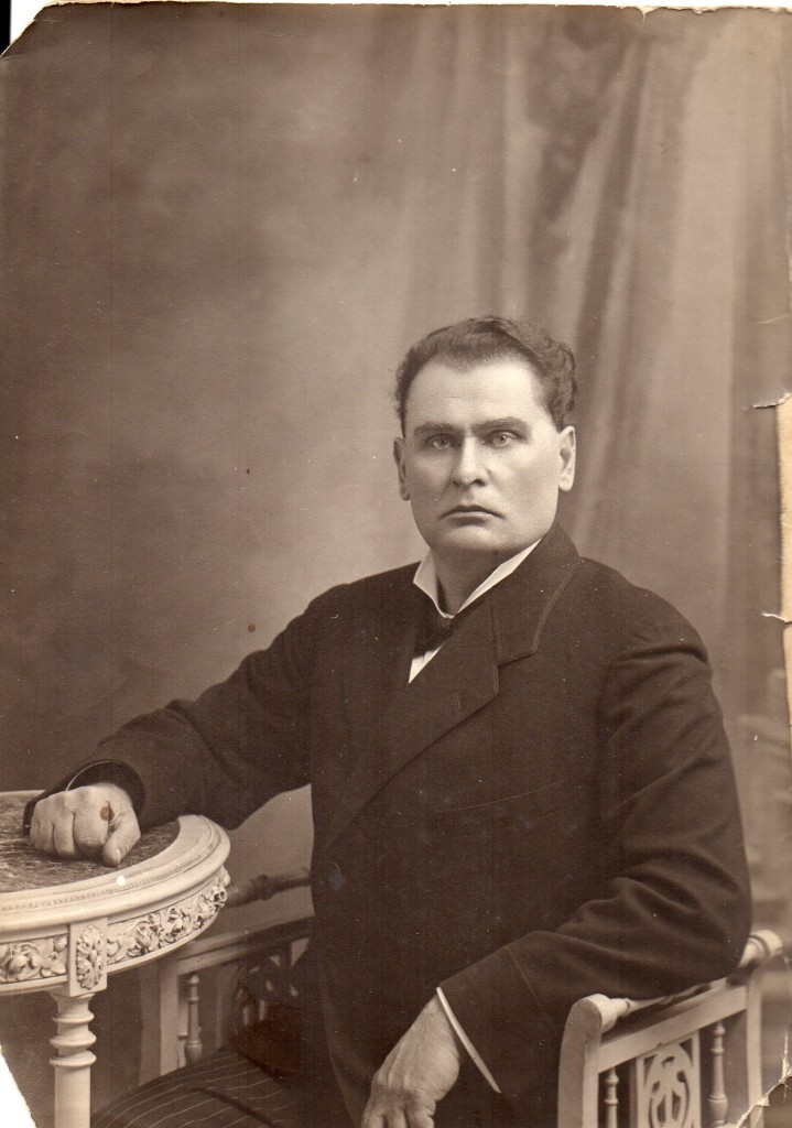 Le père de Lialia Dmitri Stépanovitch Wasiutinski